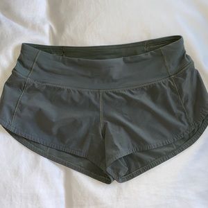 Lululemon Speed Up Low Rise Lined Short 2.5"
